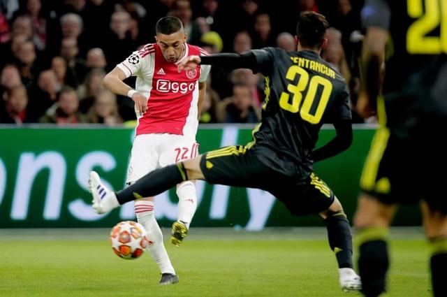 内球员间深 内球员间深